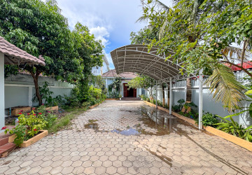 4 Bedroom House For Sale - Svay Dangkum, Siem Reap thumbnail