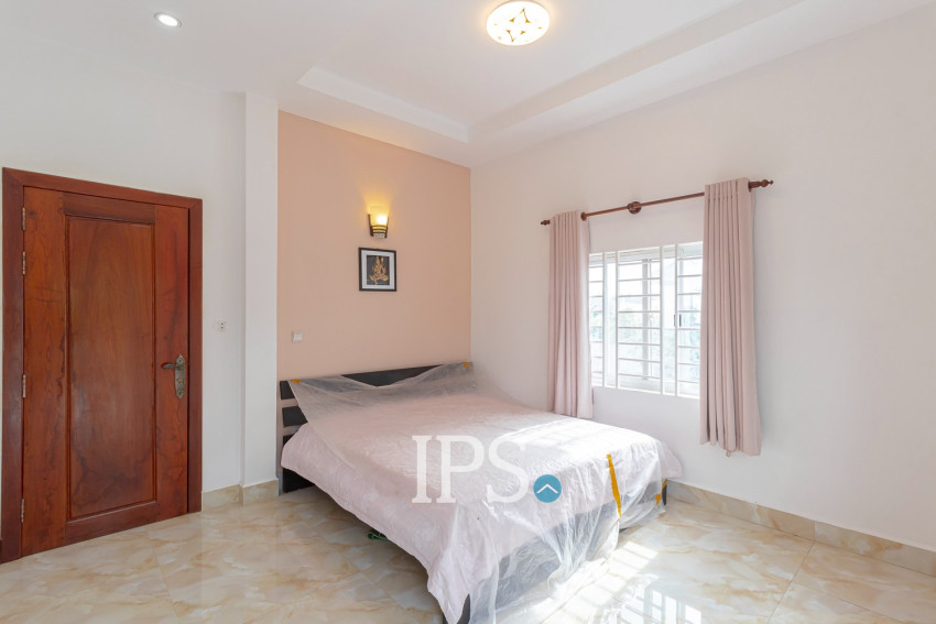 4 Bedroom House For Sale - Svay Dangkum, Siem Reap