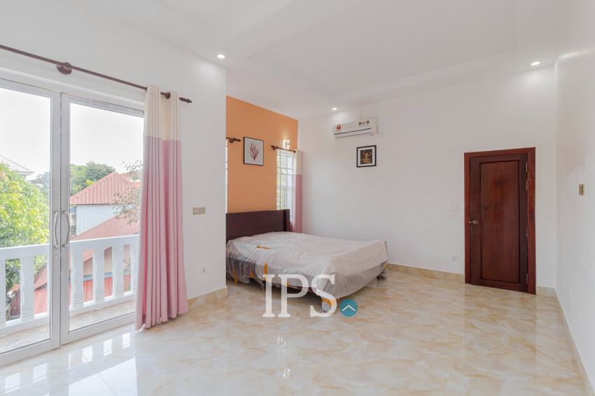 4 Bedroom House For Sale - Svay Dangkum, Siem Reap