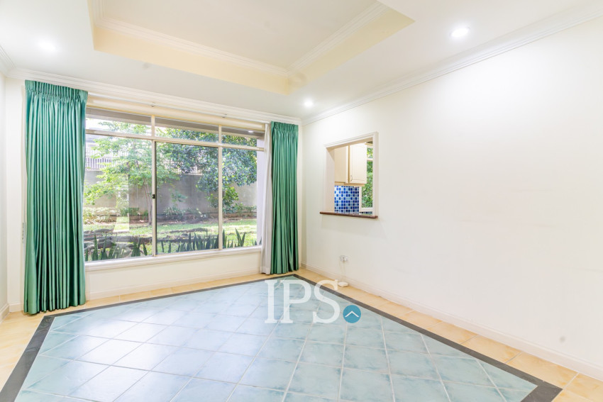 3 Bedroom Villa For Rent - Teuk Thla, Sen Sok, Phnom Penh