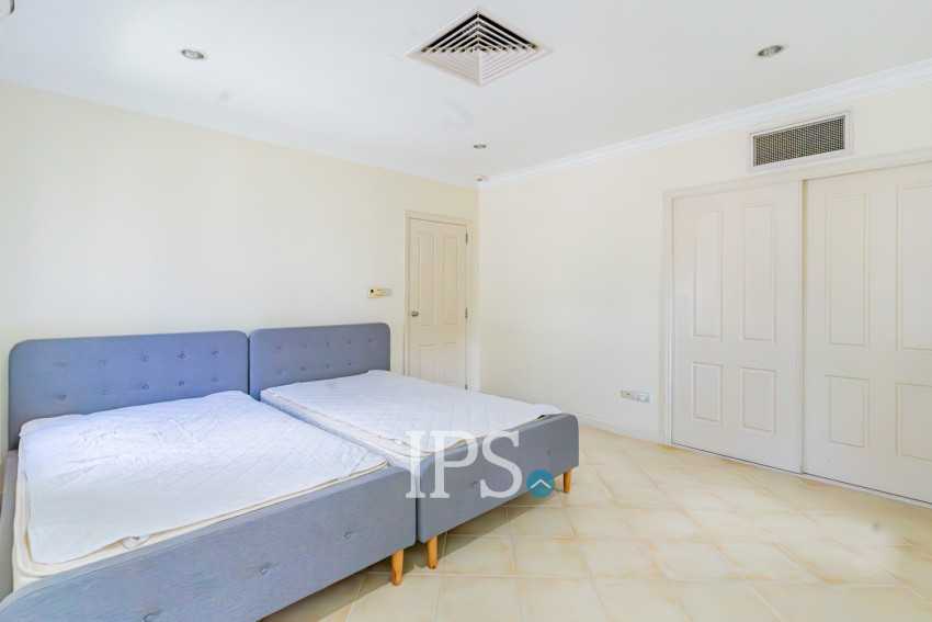 3 Bedroom Villa For Rent - Teuk Thla, Sen Sok, Phnom Penh