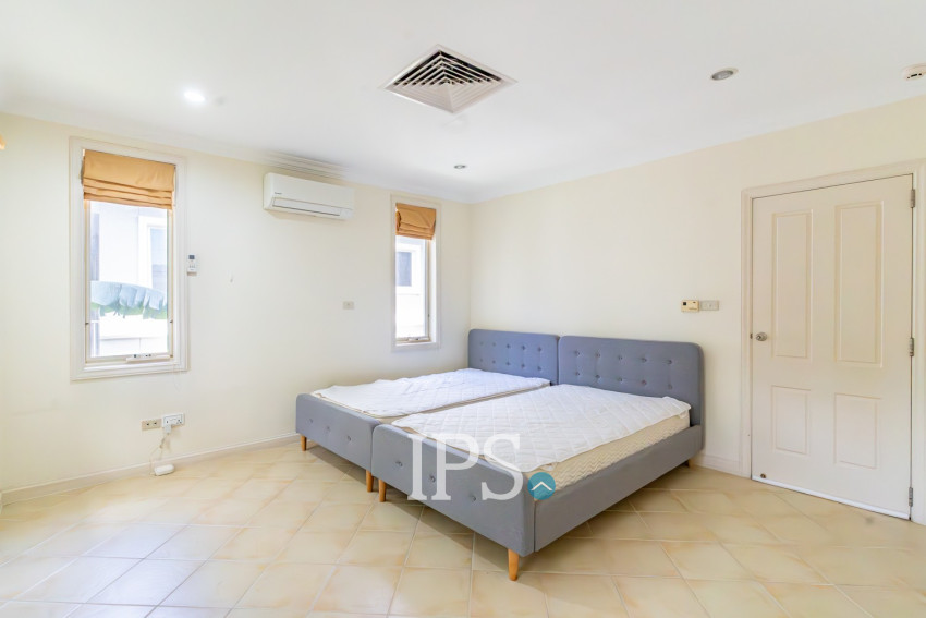 3 Bedroom Villa For Rent - Teuk Thla, Sen Sok, Phnom Penh