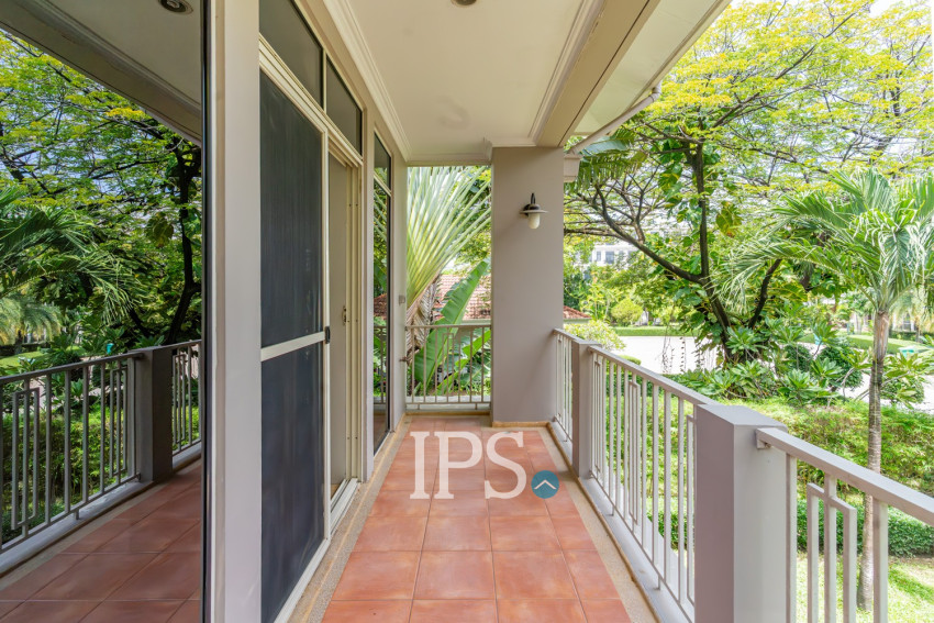 3 Bedroom Villa For Rent - Teuk Thla, Sen Sok, Phnom Penh