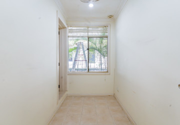 3 Bedroom Villa For Rent - Teuk Thla, Sen Sok, Phnom Penh thumbnail