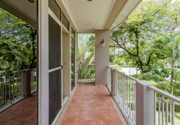 3 Bedroom Villa For Rent - Teuk Thla, Sen Sok, Phnom Penh thumbnail