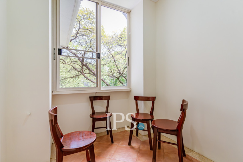 3 Bedroom Villa For Rent - Teuk Thla, Sen Sok, Phnom Penh