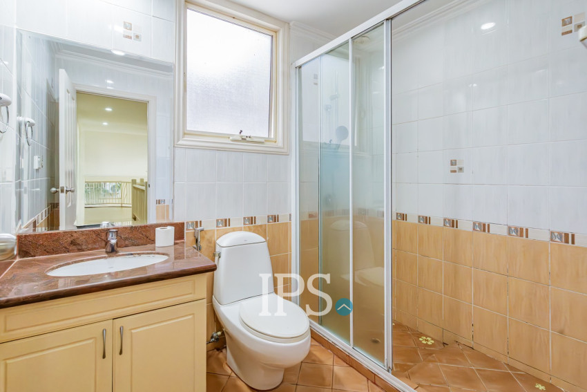 3 Bedroom Villa For Rent - Teuk Thla, Sen Sok, Phnom Penh