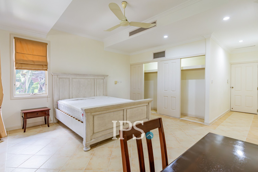 4 Bedroom Villa For Rent - Teuk Thla, Sen Sok, Phnom Penh - Image 14