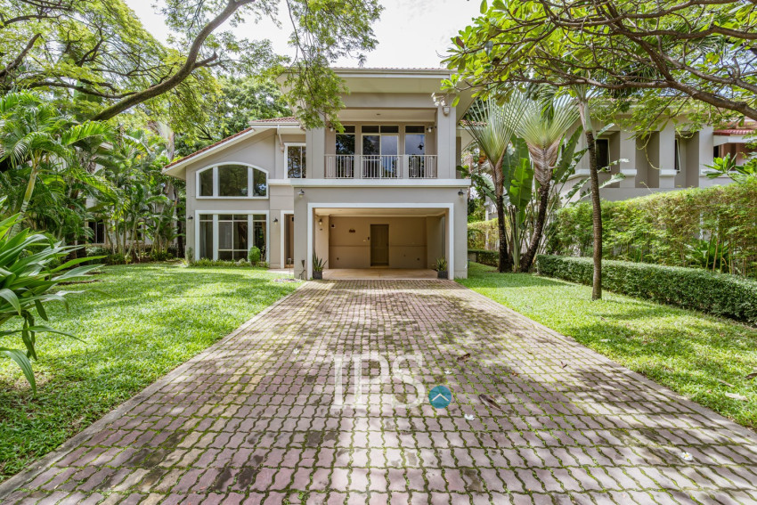 3 Bedroom Villa For Rent - Teuk Thla, Sen Sok, Phnom Penh