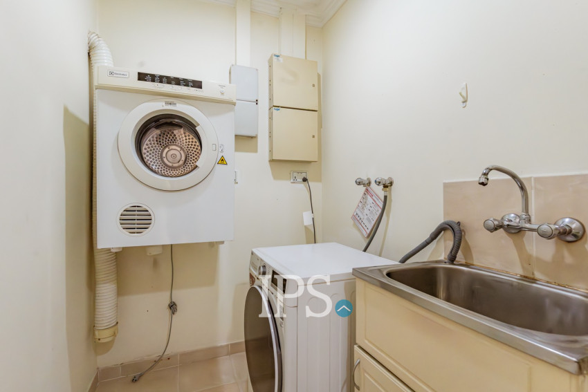 3 Bedroom Villa For Rent - Teuk Thla, Sen Sok, Phnom Penh