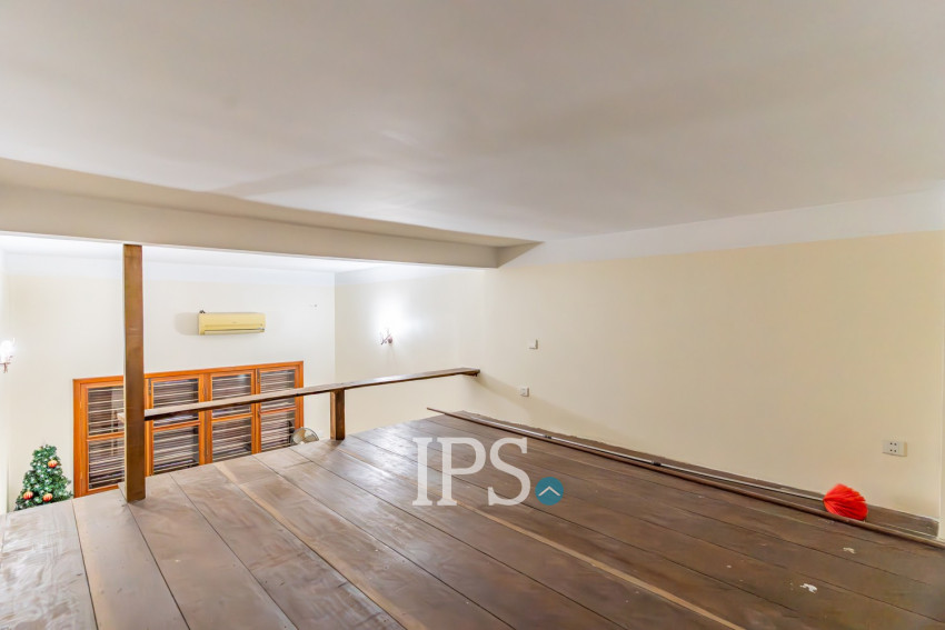 Renovated 3 Bedroom Apartment For Rent - Wat Phnom, Phnom Penh