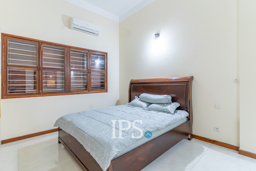 Renovated 3 Bedroom Apartment For Rent - Wat Phnom, Phnom Penh