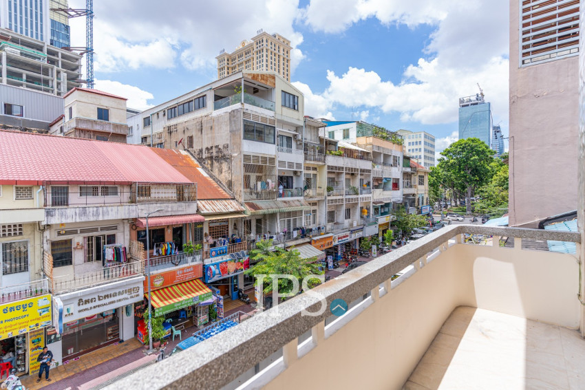 Renovated 3 Bedroom Apartment For Rent - Wat Phnom, Phnom Penh