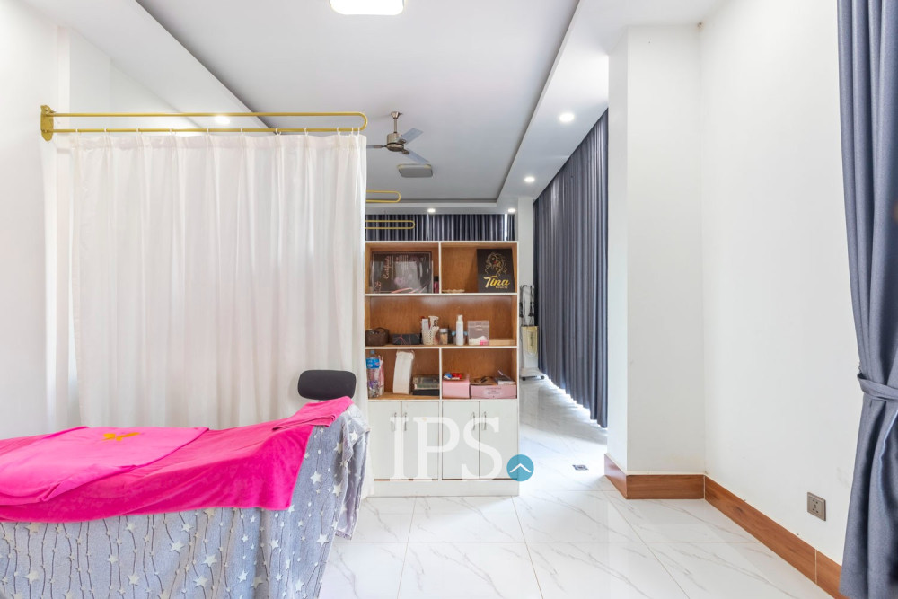 4 Bedroom Shophouse For Rent - Sala Kamreuk, Siem Reap - Image 16