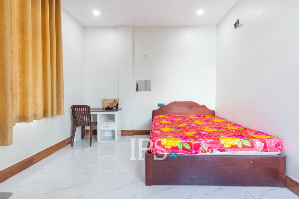 4 Bedroom Shophouse For Rent - Sala Kamreuk, Siem Reap - Image 9