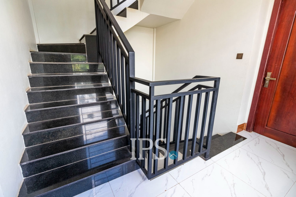 4 Bedroom Shophouse For Rent - Sala Kamreuk, Siem Reap - Image 19