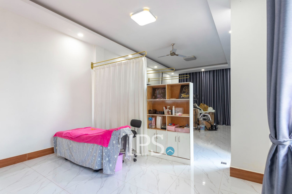 4 Bedroom Shophouse For Rent - Sala Kamreuk, Siem Reap - Image 6