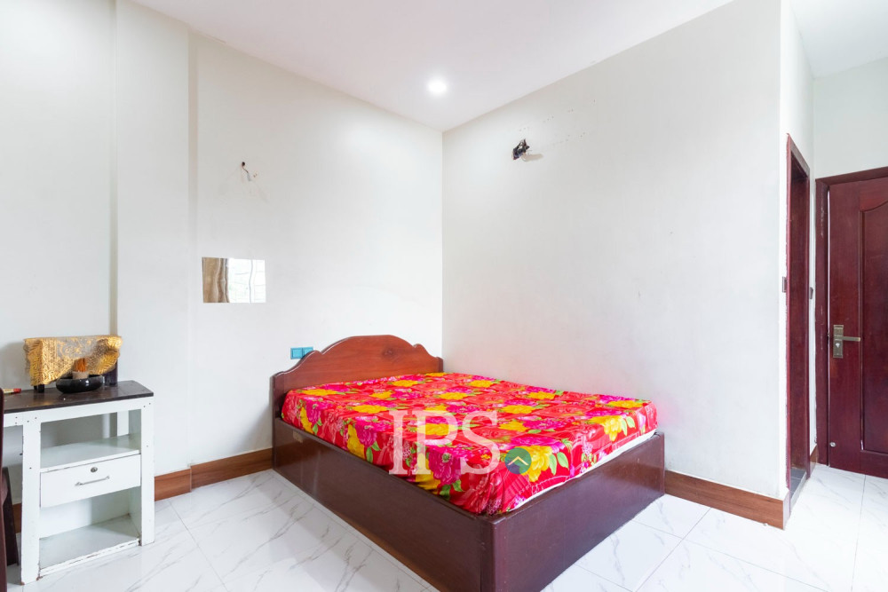4 Bedroom Shophouse For Rent - Sala Kamreuk, Siem Reap - Image 12
