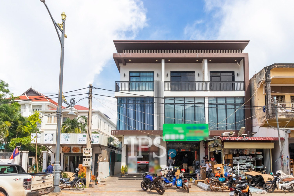 4 Bedroom Shophouse For Rent - Sala Kamreuk, Siem Reap - Image 24