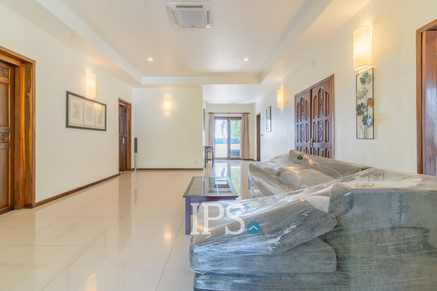 Renovated 2 Bedroom Apartment For Rent - Srah Chork, Phnom Penh