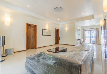 Renovated 2 Bedroom Apartment For Rent - Srah Chork, Phnom Penh thumbnail