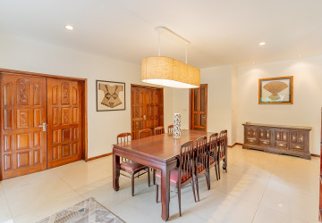 Renovated 2 Bedroom Apartment For Rent - Srah Chork, Phnom Penh thumbnail