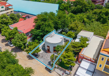 180 Sqm Retail Space For Rent - Chroy Changvar, Phnom Penh thumbnail