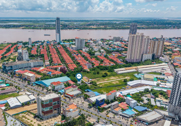 180 Sqm Retail Space For Rent - Chroy Changvar, Phnom Penh thumbnail