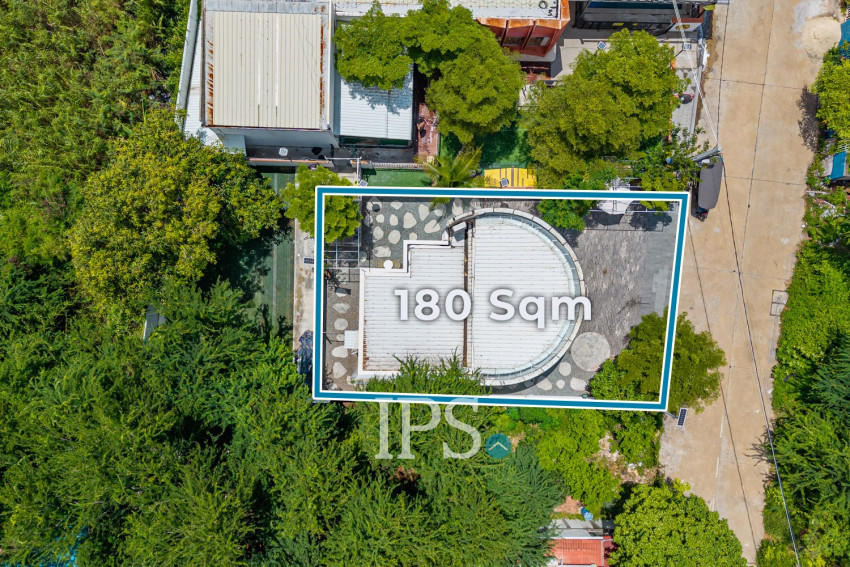 180 Sqm Retail Space For Rent - Chroy Changvar, Phnom Penh