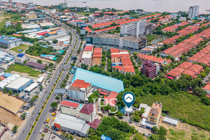 180 Sqm Retail Space For Rent - Chroy Changvar, Phnom Penh