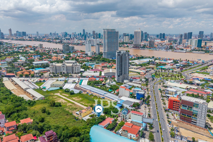 180 Sqm Retail Space For Rent - Chroy Changvar, Phnom Penh