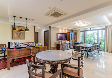 3 Bedroom Condo For Rent - De Castle Royal, BKK1, Phnom Penh thumbnail
