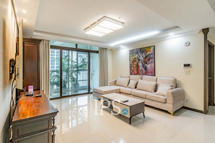 3 Bedroom Condo For Rent - De Castle Royal, BKK1, Phnom Penh