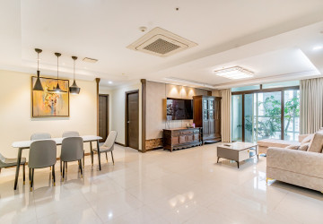 3 Bedroom Condo For Rent - De Castle Royal, BKK1, Phnom Penh thumbnail