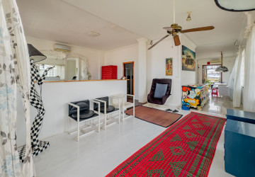 3 Bedroom Villa For Rent - Chroy Changvar, Phnom Penh thumbnail