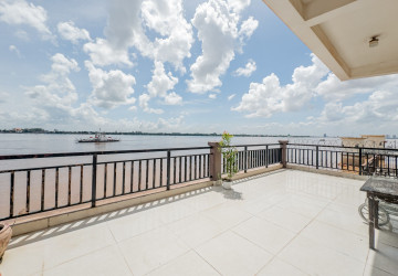 3 Bedroom Villa For Rent - Chroy Changvar, Phnom Penh thumbnail