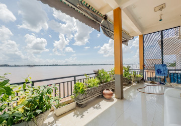 3 Bedroom Villa For Rent - Chroy Changvar, Phnom Penh thumbnail
