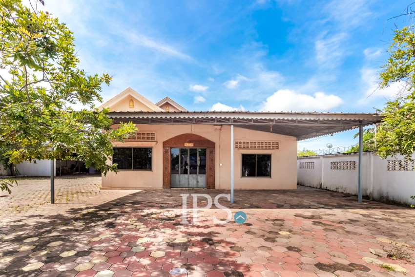 1,690 Sqm Commercial Land and House For Rent - Sambour, Siem Reap