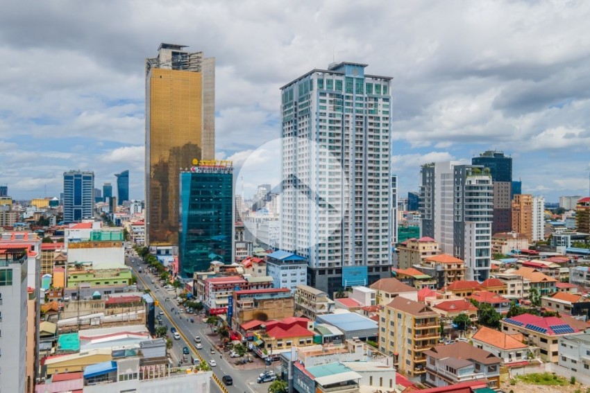 12nd Floor 3 Bedroom Condo For Sale - De Castle Royal, BKK1, Phnom Penh