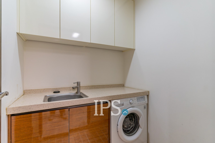 12nd Floor 3 Bedroom Condo For Sale - De Castle Royal, BKK1, Phnom Penh