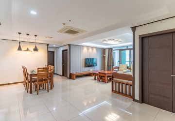 12nd Floor 3 Bedroom Condo For Sale - De Castle Royal, BKK1, Phnom Penh thumbnail