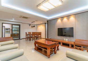 12nd Floor 3 Bedroom Condo For Sale - De Castle Royal, BKK1, Phnom Penh thumbnail