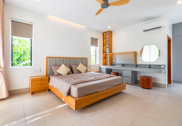 2 Bedroom Villa For Sale - Svay Dangkum, Siem Reap thumbnail