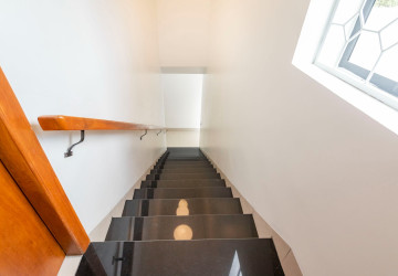 2 Bedroom Villa For Sale - Svay Dangkum, Siem Reap thumbnail