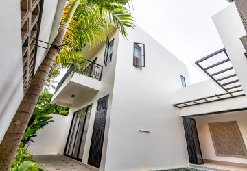 2 Bedroom Villa For Sale - Svay Dangkum, Siem Reap thumbnail