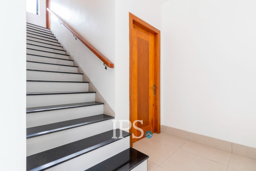 2 Bedroom Villa For Sale - Svay Dangkum, Siem Reap