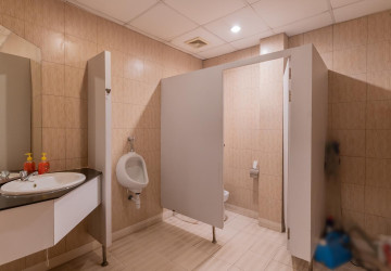 523 Sqm Commercial Building for Rent - Tonle Bassac, Phnom Penh thumbnail