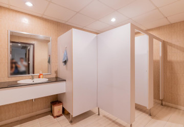 523 Sqm Commercial Building for Rent - Tonle Bassac, Phnom Penh thumbnail