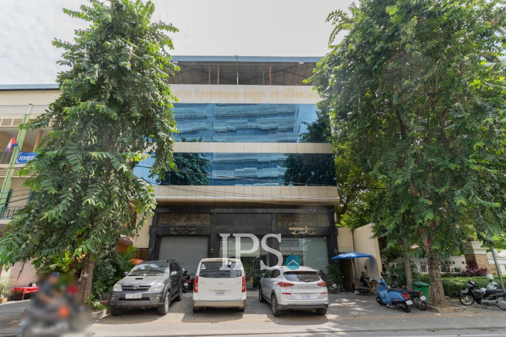 1,387 Sqm Commercial Building For Sale - TonleBassac, Phnom Penh