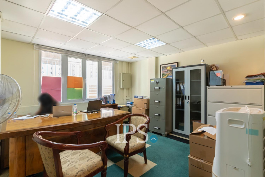 1,387 Sqm Commercial Building For Sale - TonleBassac, Phnom Penh